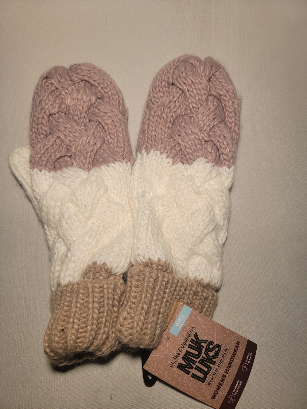 MUK LUKS Women’s Colorblock Knit Cable Mittens – Winters Dusk (NWT)